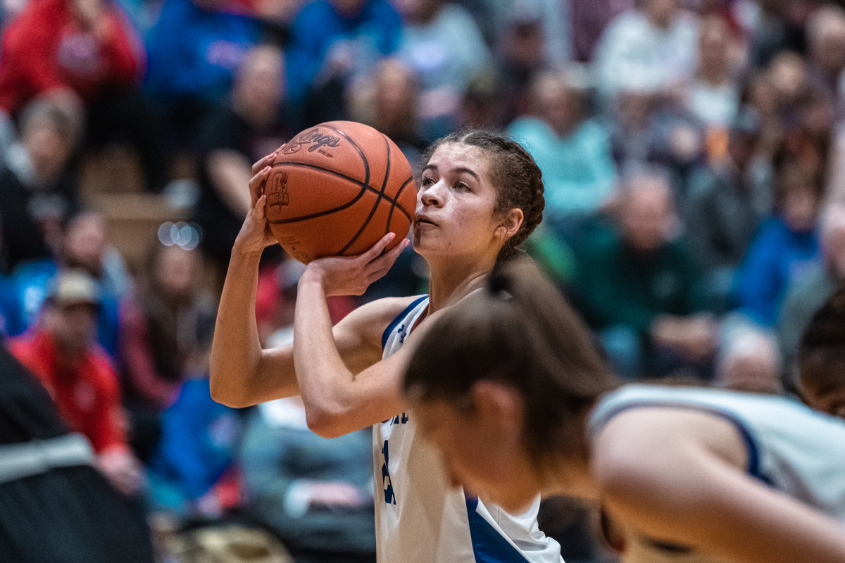 Marysville vs Reynoldsburg girls basketball 022523 Gabe Haferman11